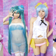 Illustration for article titled Cosplayers Selling Pics and Posing for Them